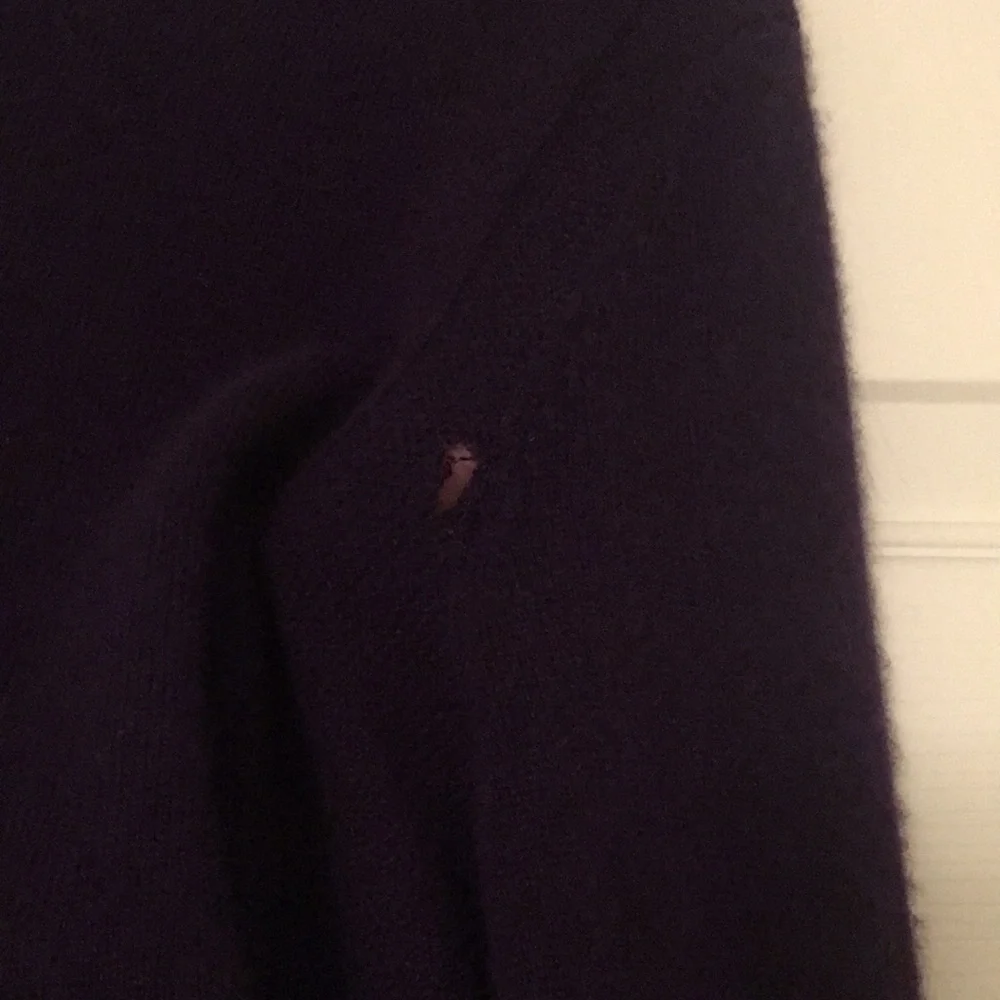 NWT Purple Cashmere Ted Baker V-neck sweater - Picture 9 of 14